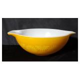 Vintage Pyrex #444 4 qt. mixing bowl