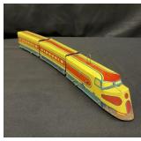 Vintage Mechanicraft 3-piece wind-up tin toy train