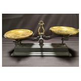 Vintage Force 10kg. iron and brass scale