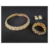 Group of matching costume jewelry set