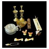 Lot of vintage items