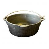 Vintage Wagner cast iron Dutch oven