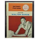 1961 Fleer #11 Walter Dukes Basketball Card.