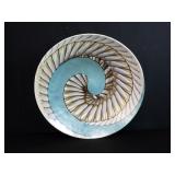 Art glass seashell center bowl