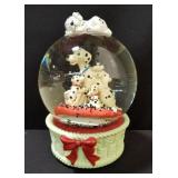 Musical Disney 101 Dalmatians snow globe