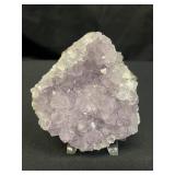 Amethyst quartz specimen