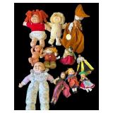 Lot of vintage dolls
