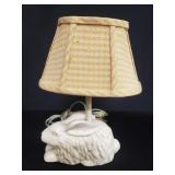 Country rabbit table lamp