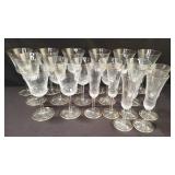 Saint Luis Apollo gold stemware style