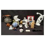 Box of miscellaneous figurines, pitchers,