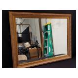 Guilt frame mirror