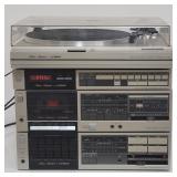 Group of 4 Fisher audio components