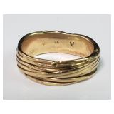 14k gold wedding ring