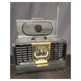 Zenith trans-ocesnic radio model 8G005YT