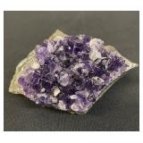 Amethyst quartz specimen