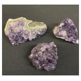 Group of amethyst quartz specimen