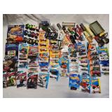 Large lot vintage toy cars, Hot Wheels, Matchbox