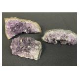 Group of amethyst quartz specimen