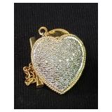 14k gold cufflink with diamonds