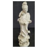 Chinese porcelain Guanyin figurine