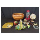 Box of miscellaneous: wood bowl, magnifying glass