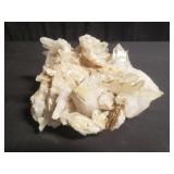 Quartz rock specimen