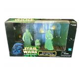 1998 Star Wars: The Power of the Force figurines