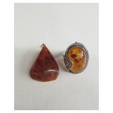 Sterling silver ring with amber stone and amber