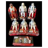 Lot of Star Wars action figures & glasses