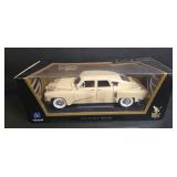 Road Signature Collection 1/18 1948 Tucker