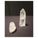 Pair of quartz crystal specimens