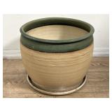 Pottery planter with drip tray