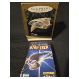 Lot of 2 star trek collectibles