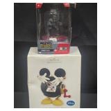 Lot of 2 collectible items