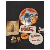 Lot of assorted pins (8)