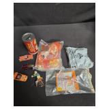 Lot of 8 assorted collectible items