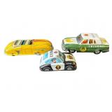 Lot of vintage tin cars