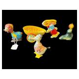 Lot of vintage tin toys