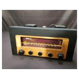 Vintage Harmen Karon model D-1100 tube receiver