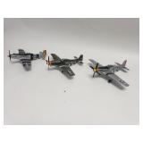 3 die-cast P-51 Mustang model airplanes