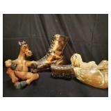 Collection of miscellaneous home decor