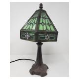 Arts and crafts style glass table lamp