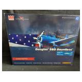 Hobby Master 1:32 die-cast Douglas SBD-1 Dauntless