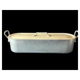 Vintage aluminum lidded fish pan