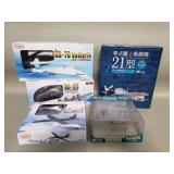 5 die-cast model airplanes
