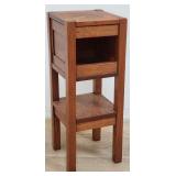 Antique arts and crafts oak nightstand