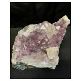 Amethyst quartz specimen