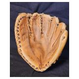 1950s Johnny Lindell 6 Finger Model baseball glove