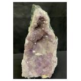 Amethyst quartz specimen