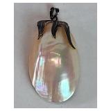 Mother of pearl pendant set in silver